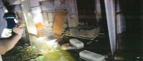 狮山一无名拉链厂非法排放不知名橙色液体？查！