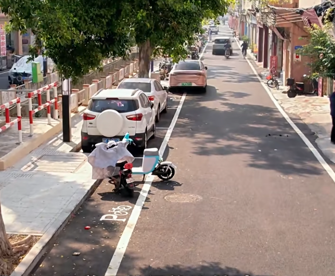 好消息！平洲新村大道改造完工，新增73个停车位！